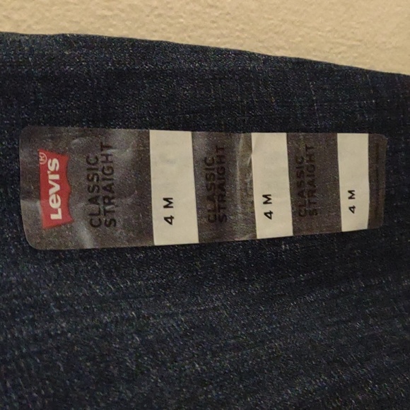 🆕 Levi's Sculpt Classic Straight mid rise Jeans Size 4 - Picture 8 of 10